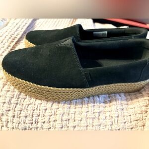 Tom's black suede platform espadrilles,size 11